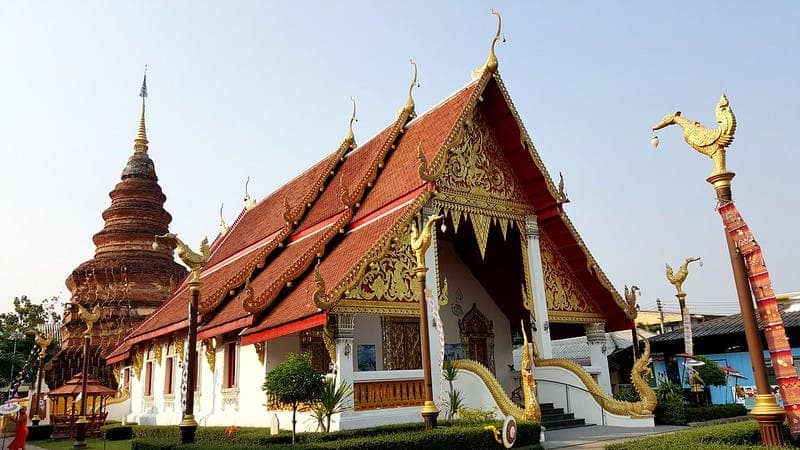 Wat Saen Muang Ma Luang (Wat Hua Khuang)